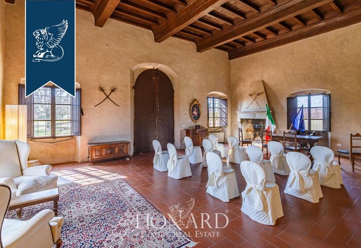 Image No.36-12 Bed Villa for sale