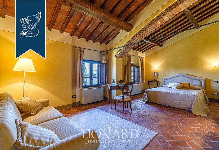 Image No.38-12 Bed Villa for sale