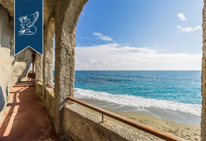 Image No.7-8 Bed Villa for sale