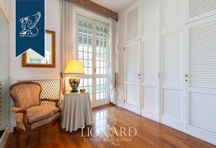 Image No.27-5 Bed Villa for sale