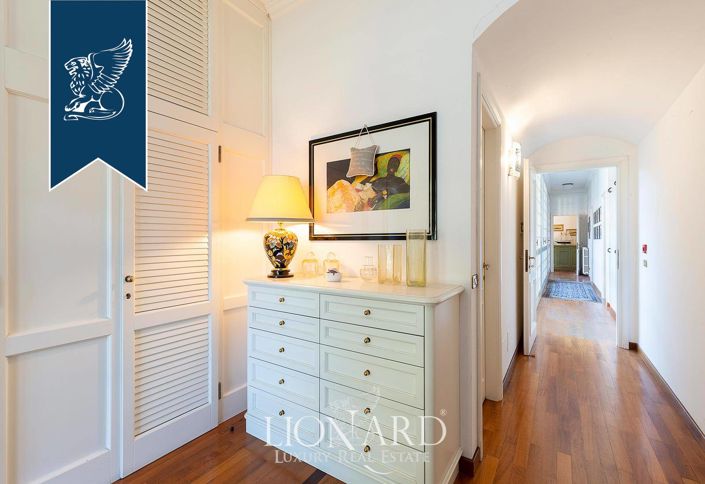 Image No.31-5 Bed Villa for sale