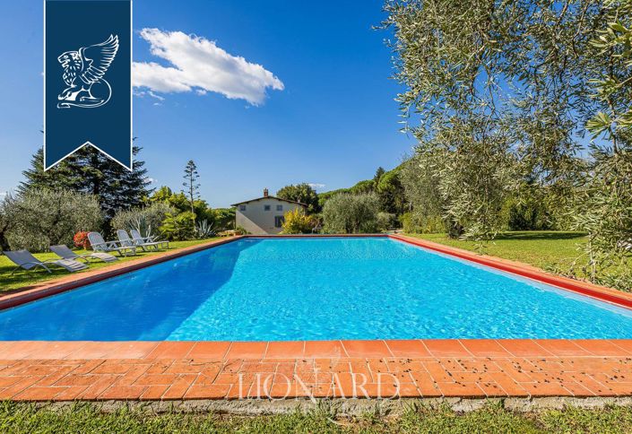 Image No.29-8 Bed Villa for sale