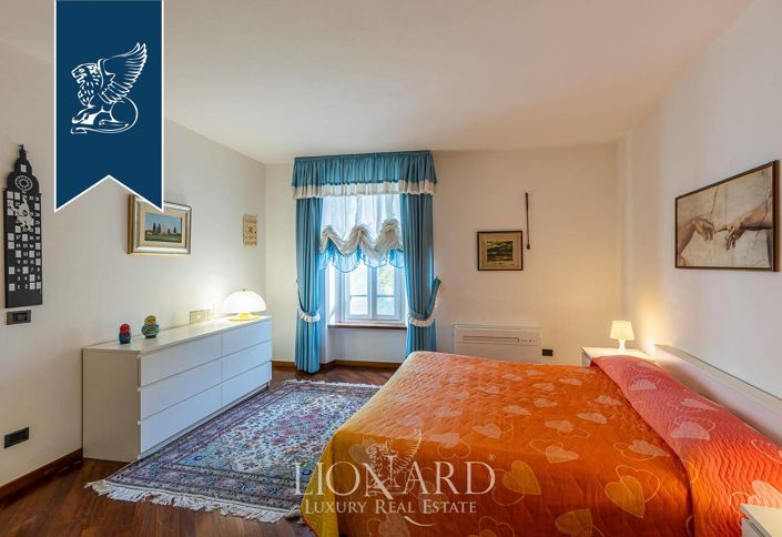 Image No.51-8 Bed Villa for sale