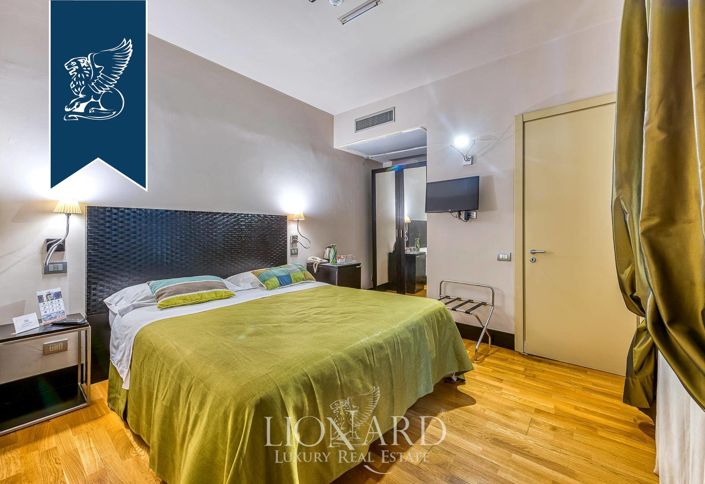 Image No.12-12 Bed Hotel for sale