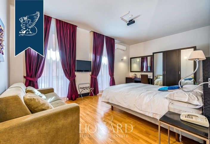 Image No.13-12 Bed Hotel for sale