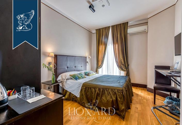 Image No.9-12 Bed Hotel for sale