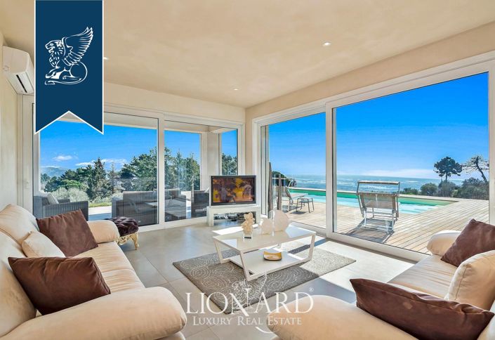 Image No.12-3 Bed Villa for sale