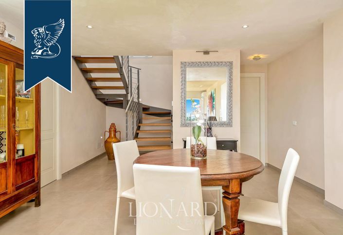 Image No.17-3 Bed Villa for sale