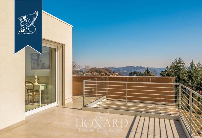 Image No.36-3 Bed Villa for sale