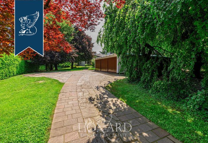 Image No.16-5 Bed Villa for sale