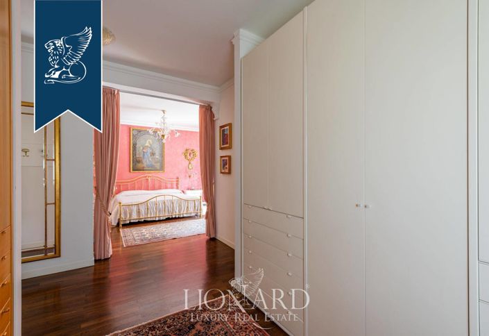 Image No.31-5 Bed Villa for sale