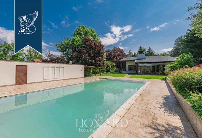 Image No.6-5 Bed Villa for sale