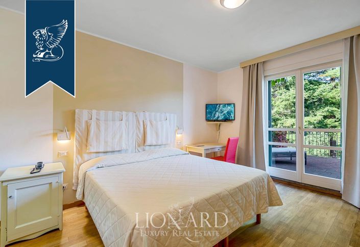 Image No.19-26 Bed Hotel for sale