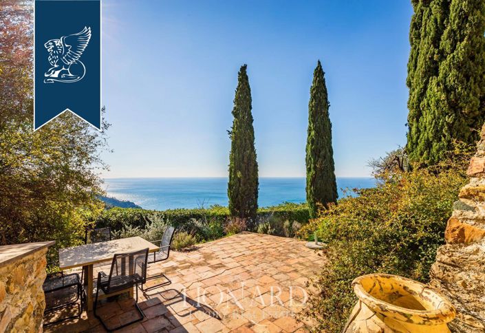 Image No.18-4 Bed Villa for sale