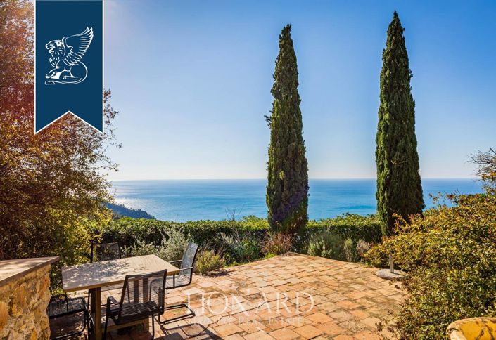 Image No.19-4 Bed Villa for sale