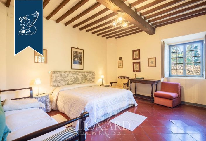 Image No.11-14 Bed Villa for sale