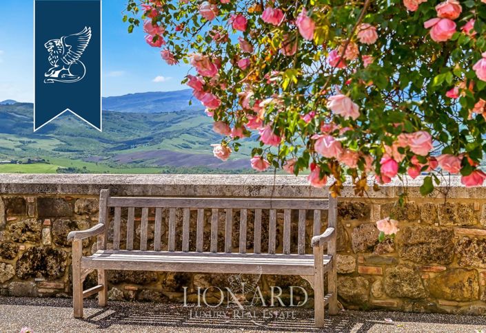 Image No.16-12 Bed Villa for sale