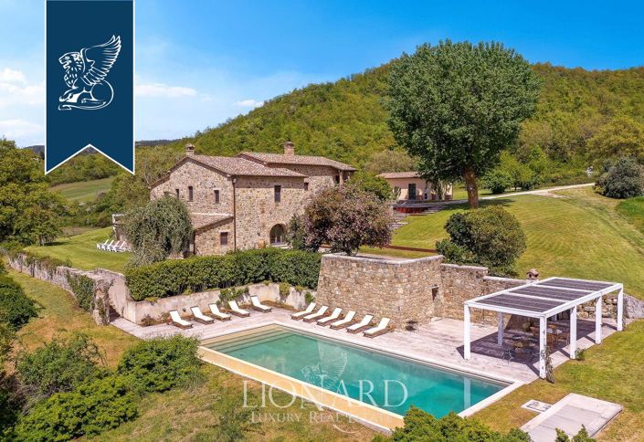 Image No.3-12 Bed Villa for sale