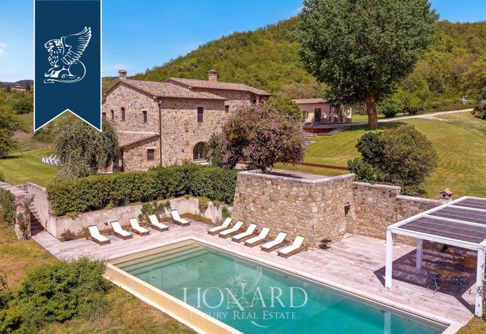 Image No.4-12 Bed Villa for sale