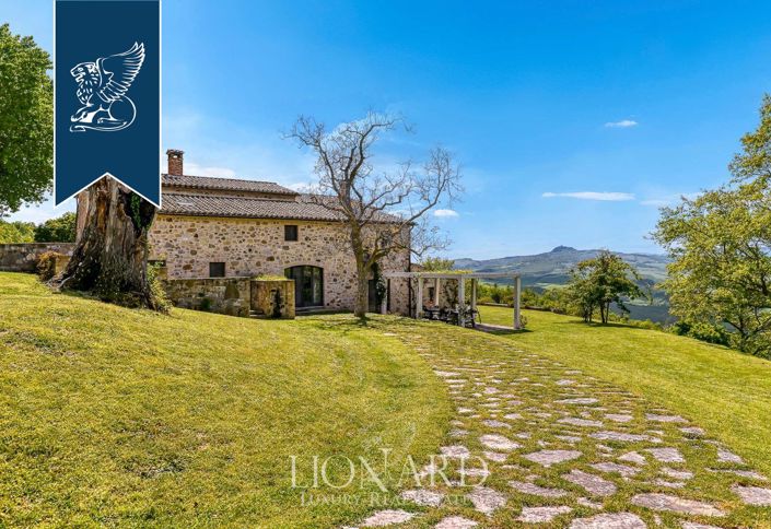 Image No.7-12 Bed Villa for sale