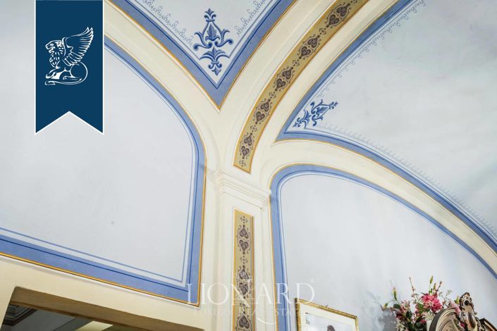 Image No.10-6 Bed Villa for sale