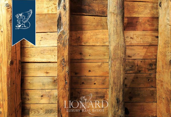 Image No.29-10 Bed Property for sale