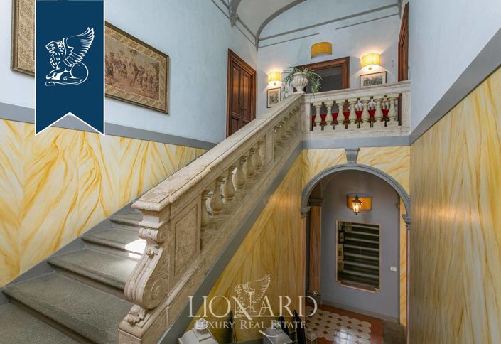 Image No.16-36 Bed Villa for sale