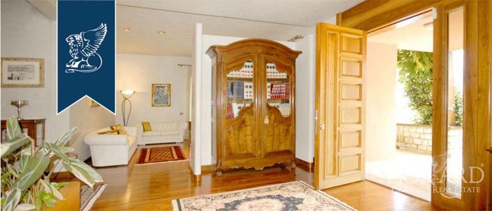 Image No.7-3 Bed Villa for sale