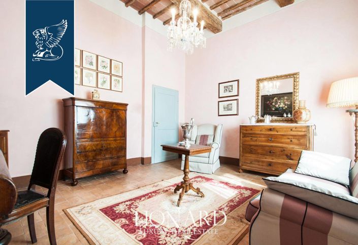 Image No.23-15 Bed Hotel for sale