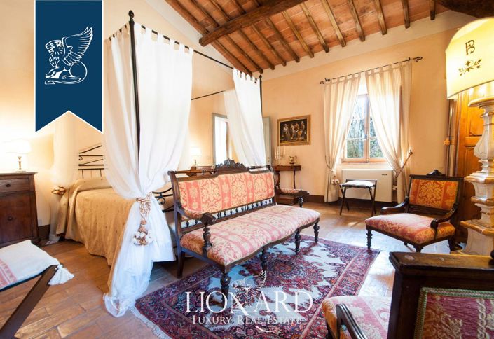 Image No.24-15 Bed Hotel for sale