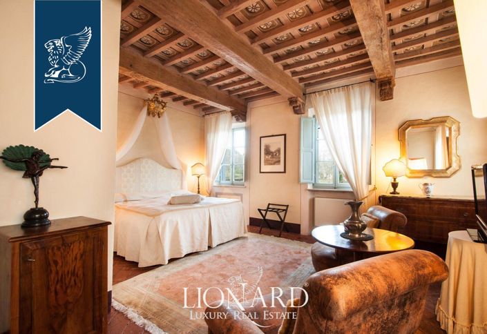 Image No.26-15 Bed Hotel for sale