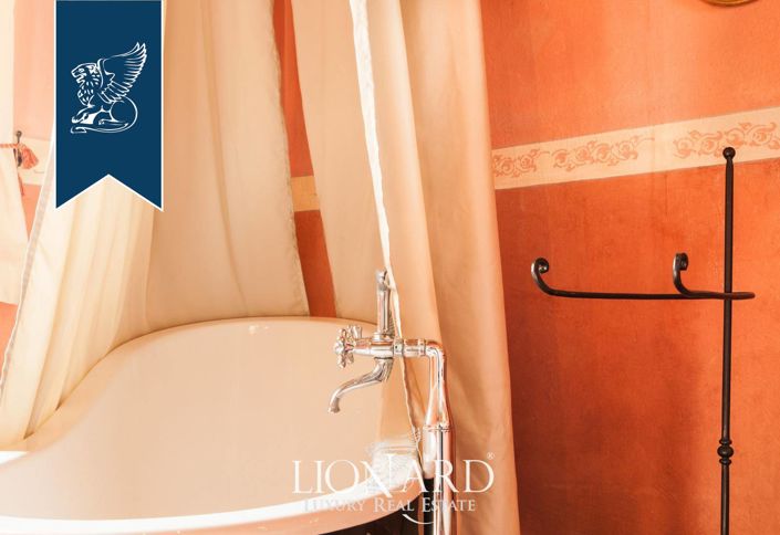 Image No.41-15 Bed Hotel for sale