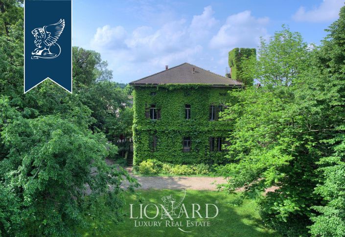 Image No.2-4 Bed Villa for sale