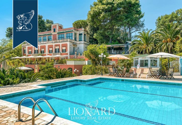 Image No.2-16 Bed Villa for sale