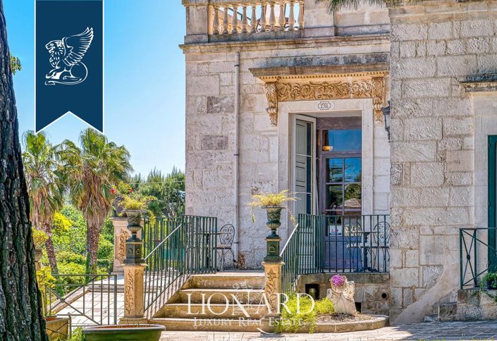 Image No.20-16 Bed Villa for sale