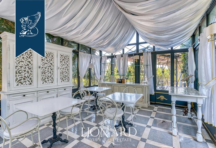 Image No.32-16 Bed Villa for sale