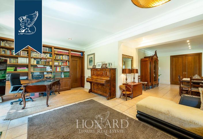 Image No.32-7 Bed Villa for sale