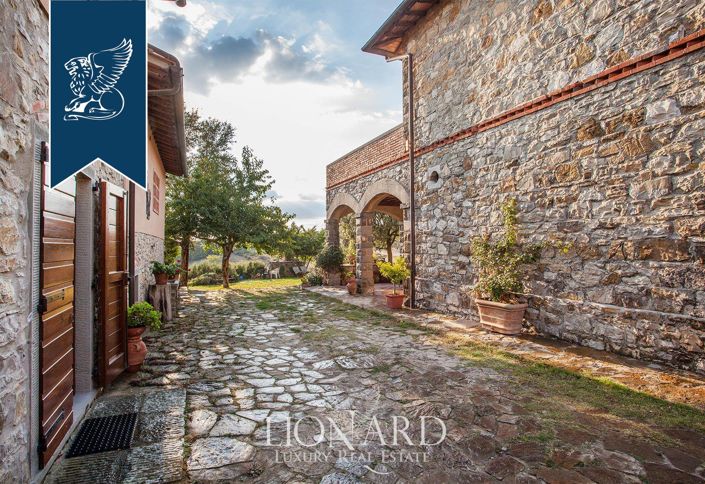 Image No.15-Villa for sale