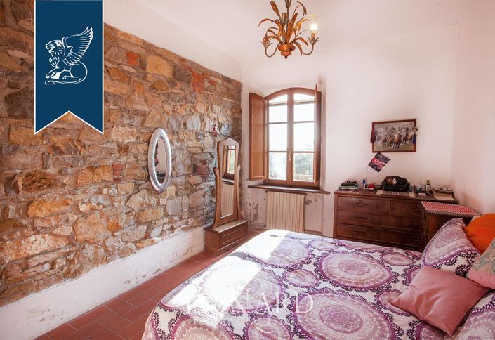 Image No.23-Villa for sale