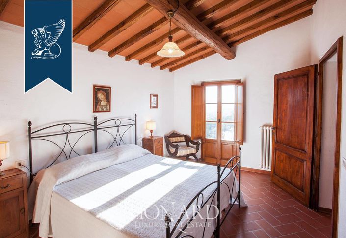 Image No.26-Villa for sale