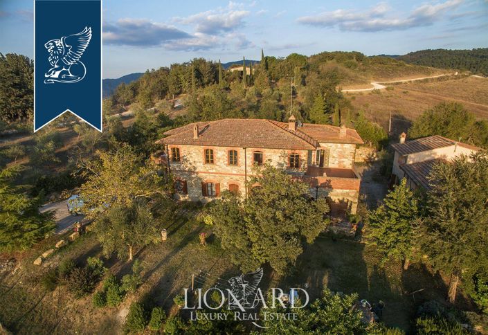 Image No.8-Villa for sale