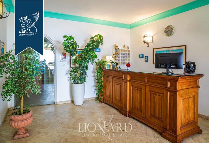 Image No.13-25 Bed Hotel for sale