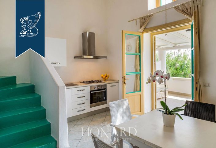 Image No.28-25 Bed Hotel for sale