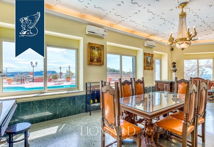 Image No.15-8 Bed Villa for sale