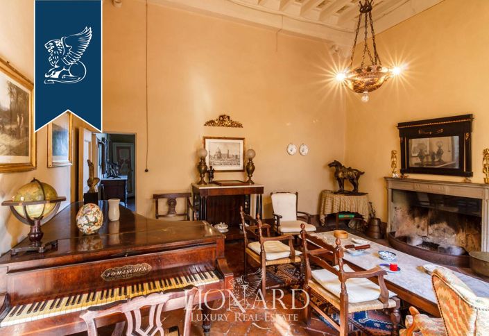 Image No.21-40 Bed Property for sale