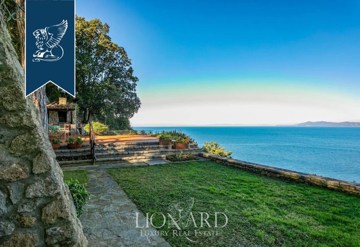 Image No.12-6 Bed Villa for sale