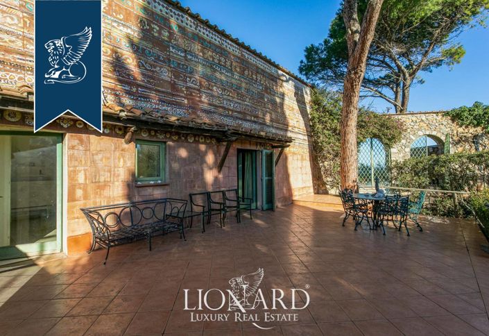 Image No.30-6 Bed Villa for sale