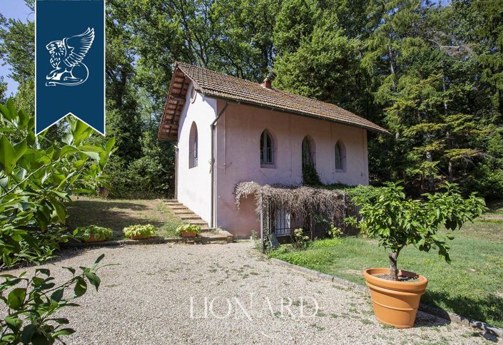 Image No.33-45 Bed Villa for sale