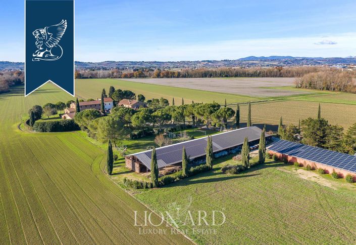 Image No.34-9 Bed Farmhouse for sale