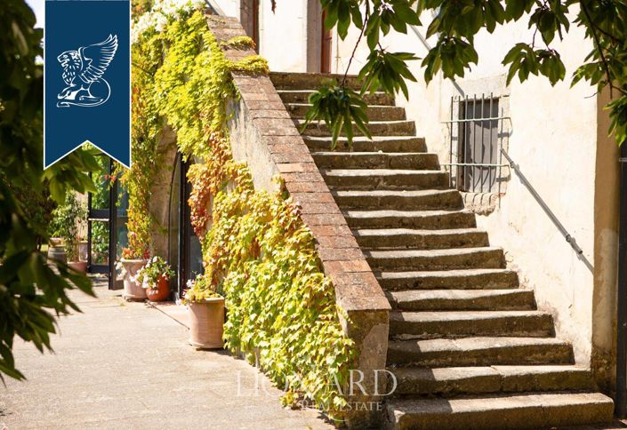 Image No.23-6 Bed Hotel for sale